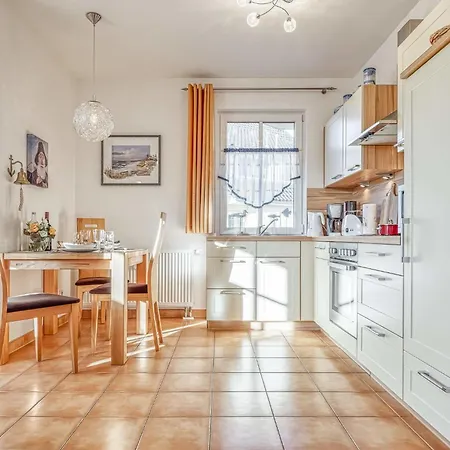 Zeese Katy Апартаменты *